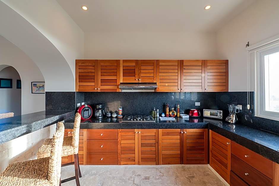 Shama Apartment beach front