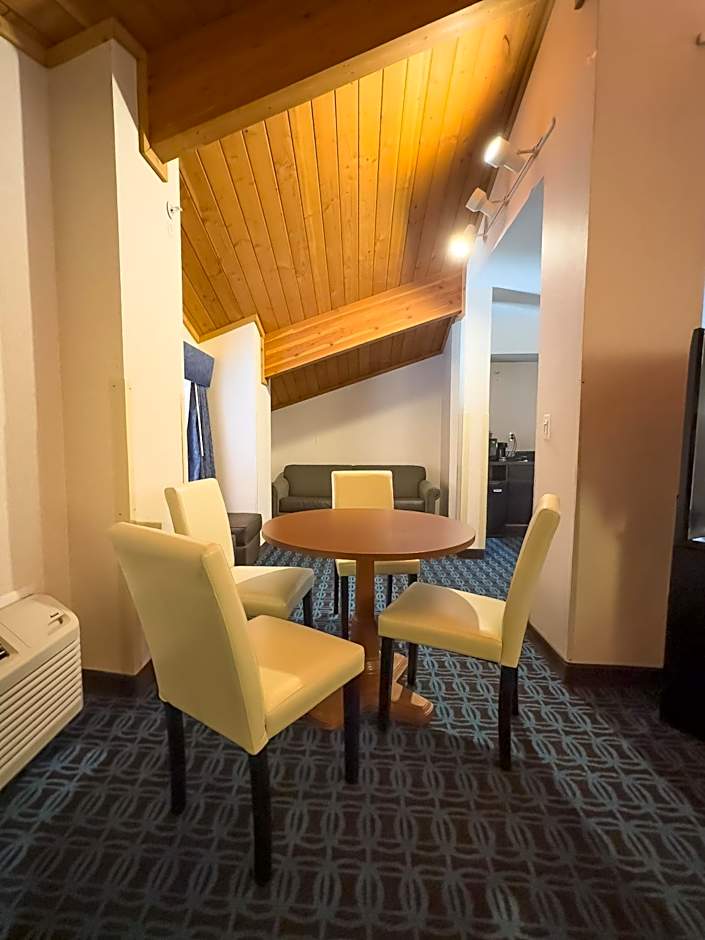 Baymont by Wyndham Howell/Brighton