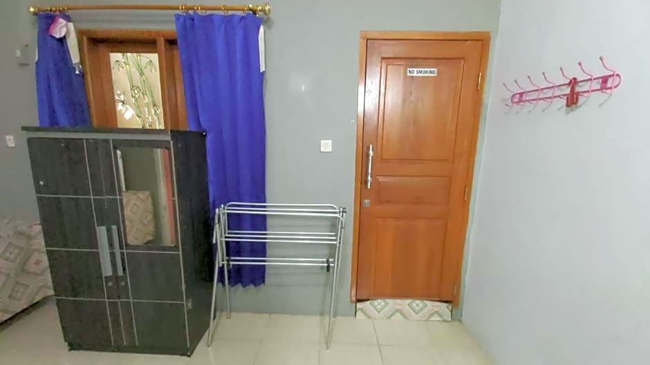 Griya Euis dan Aisha Syariah