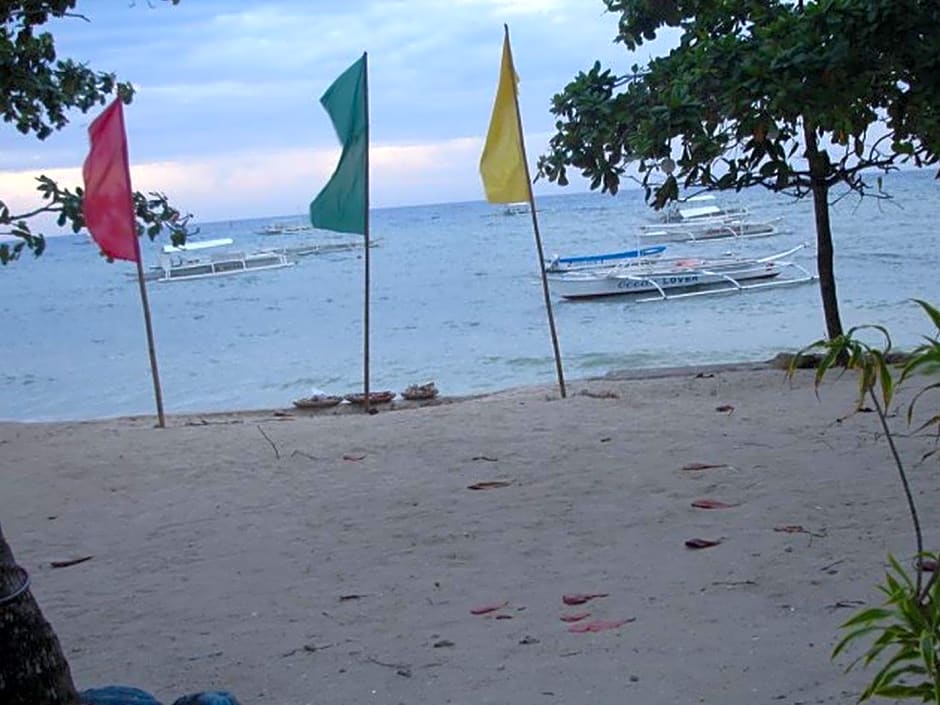 Alona Grove Tourist Inn