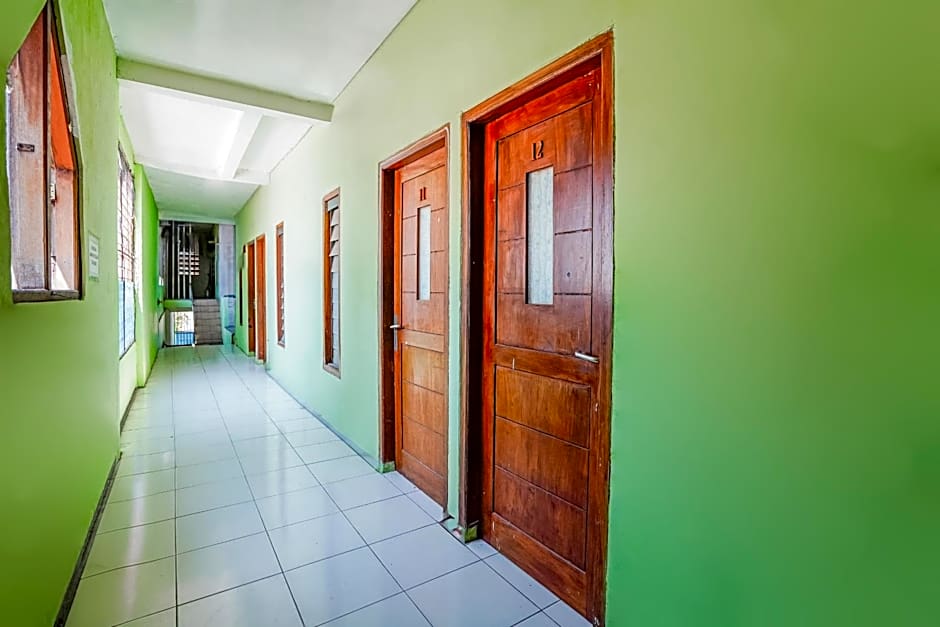 OYO Life 93009 Griya Nautika Sedati