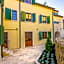 Hostel Dvor