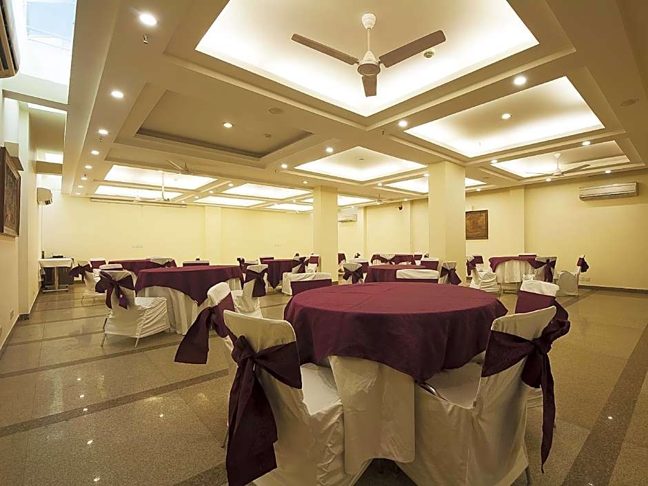 Alpina Hotels & Suites