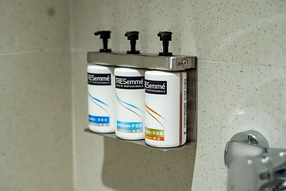 Holiday Inn Express Yinchuan Lanxi Valley Plaza By IHG