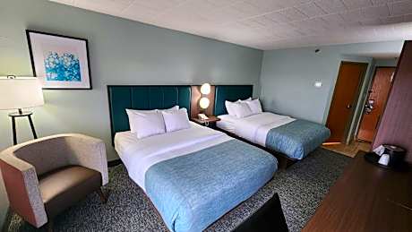 Queen Room with Two Queen Beds - Non-Smoking