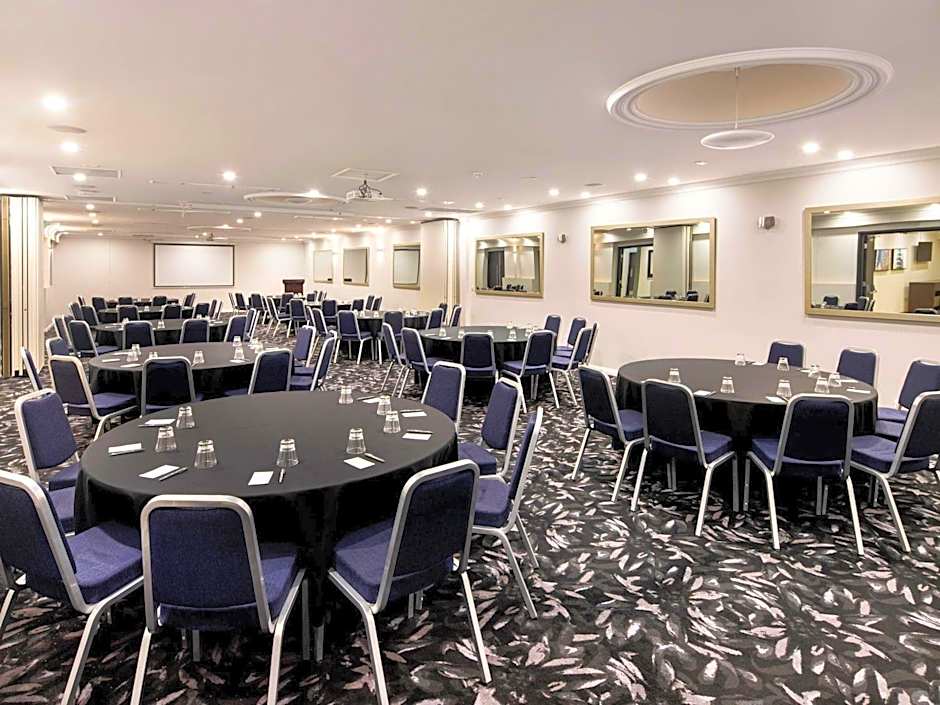 Mercure Perth On Hay