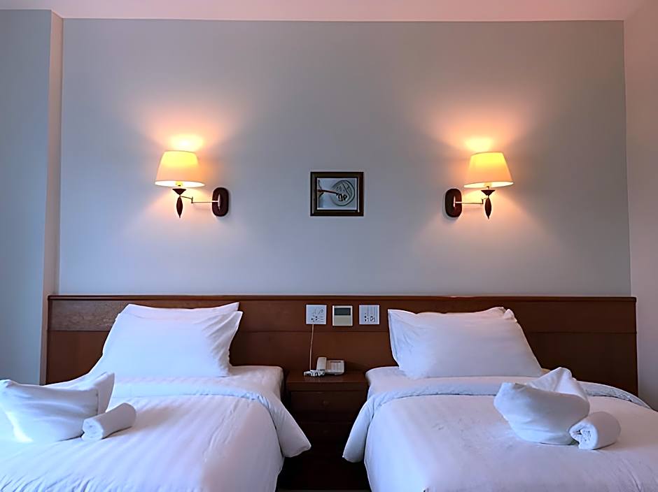 Kanchanaburi City Hotel