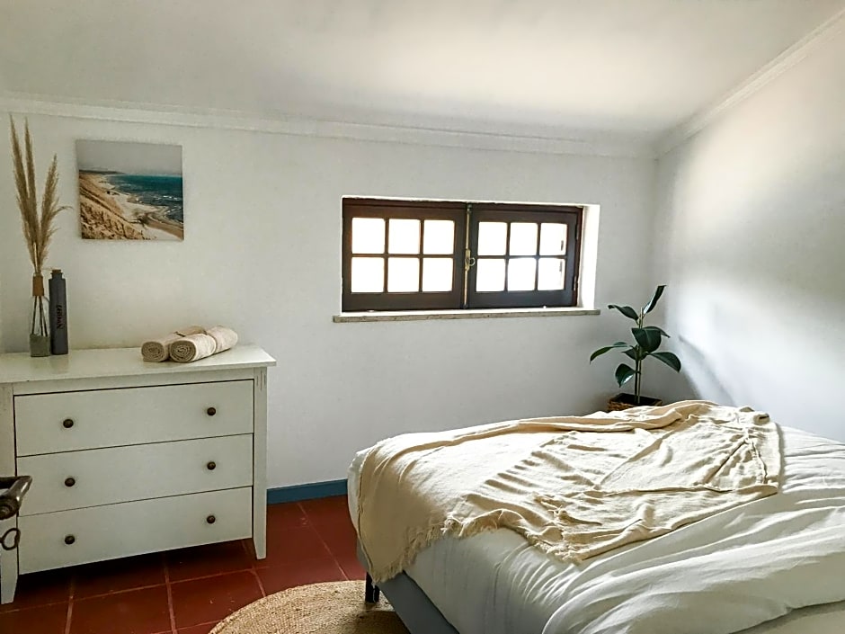 The Far End Surf House - Surf & Yoga Holidays