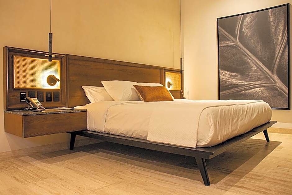 Casa Continental Hotel Boutique & Suites - Adults Only