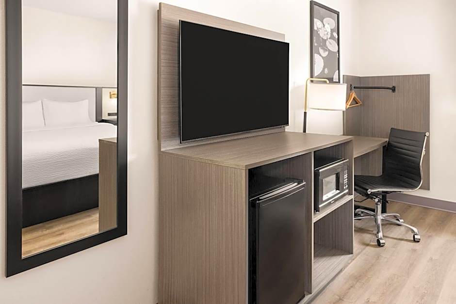 Ramada by Wyndham York Harrisburg Hersey