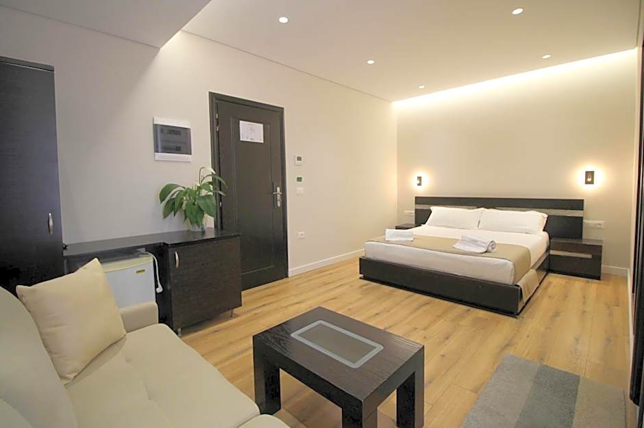 Hotel Strora