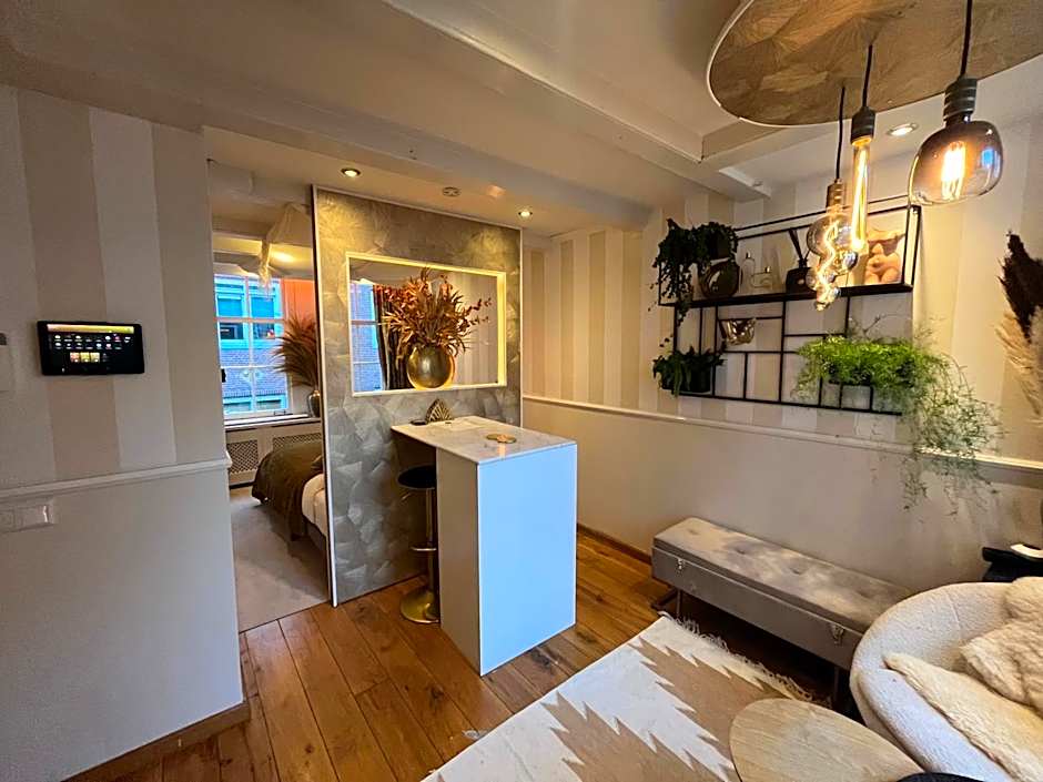 The smallest hotel in Amsterdam