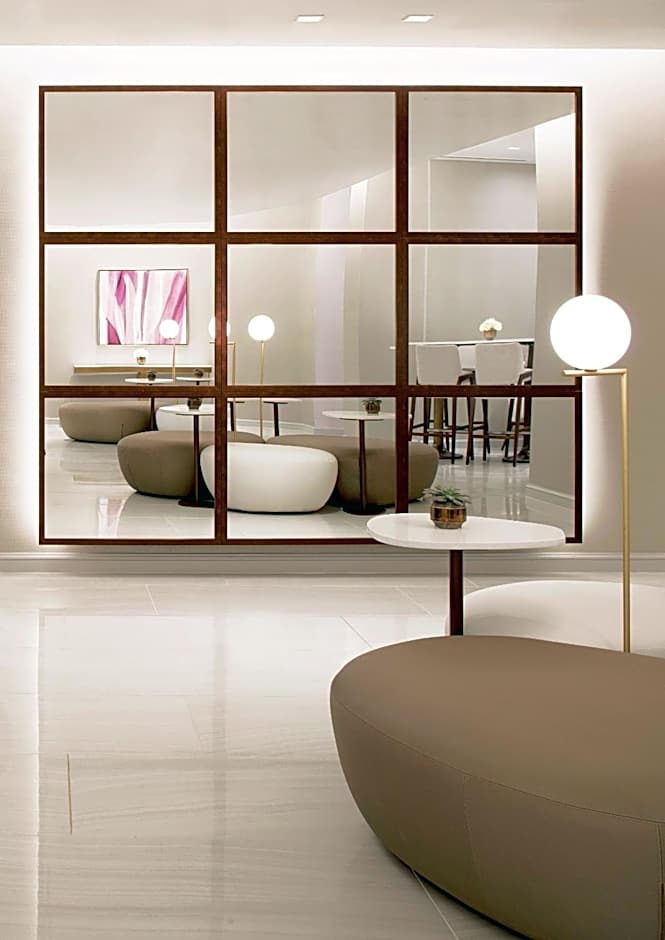 Hotel Crescent Court