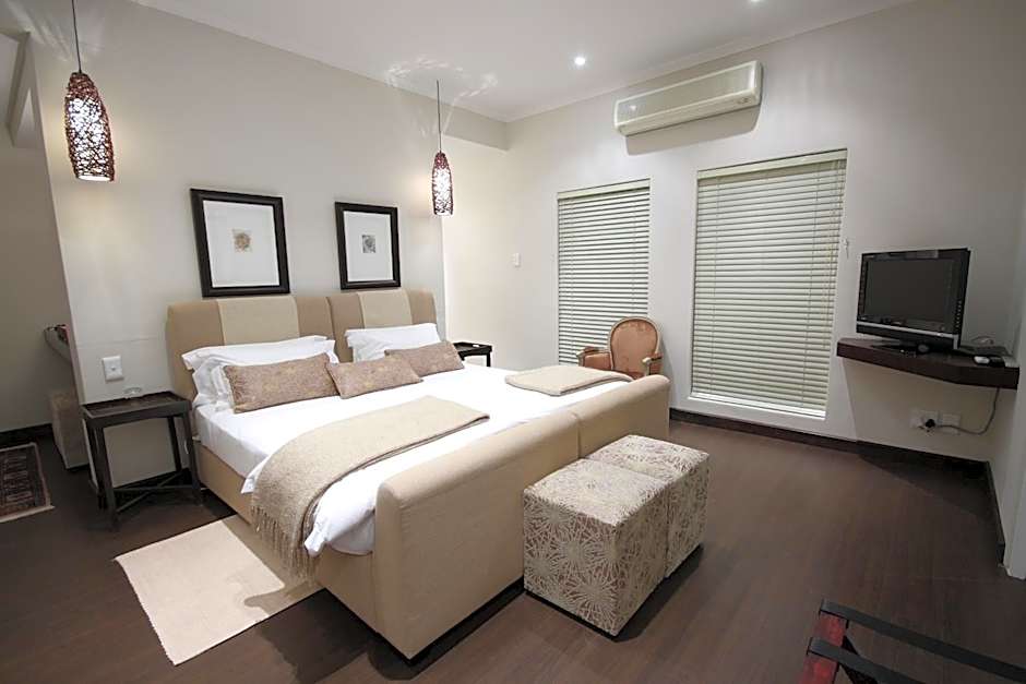 Dundi Lodge