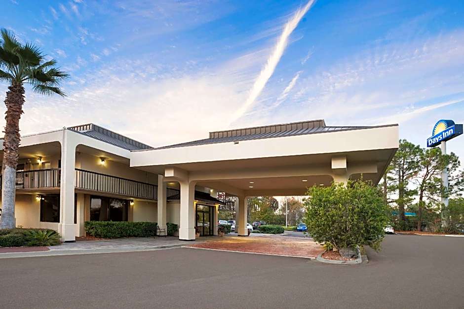 Days Inn by Wyndham Jacksonville Airport