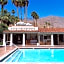 Villa Royale Inn