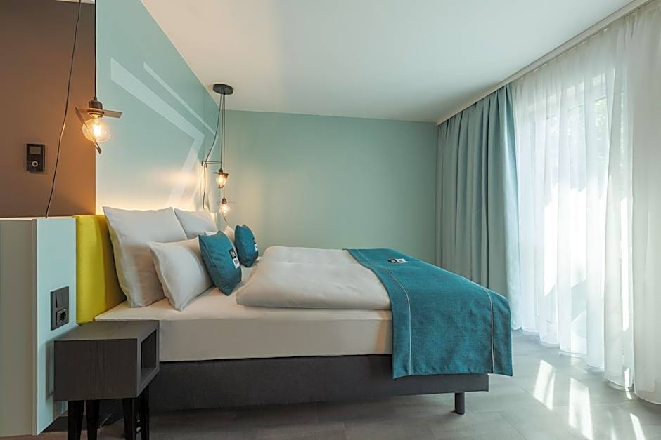 Holiday Inn - the niu, Seven Dusseldorf Ost by IHG