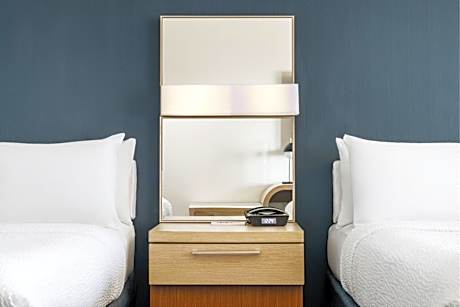 Executive Queen Suite