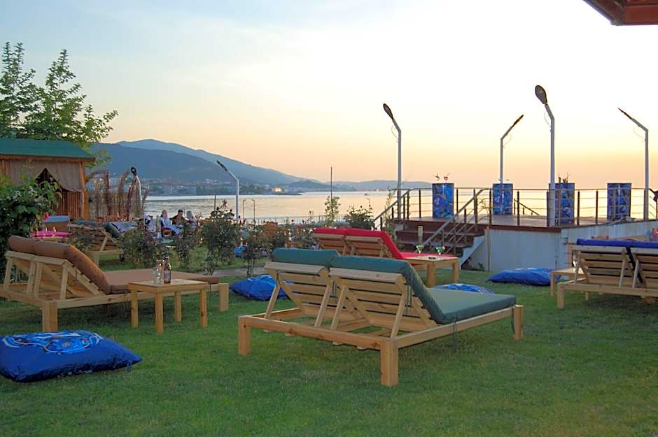 Grand Koru Otel Beach