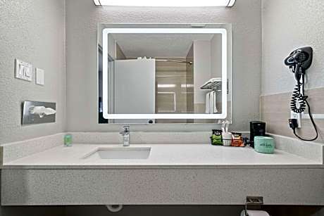 2 Double Beds Deluxe NS