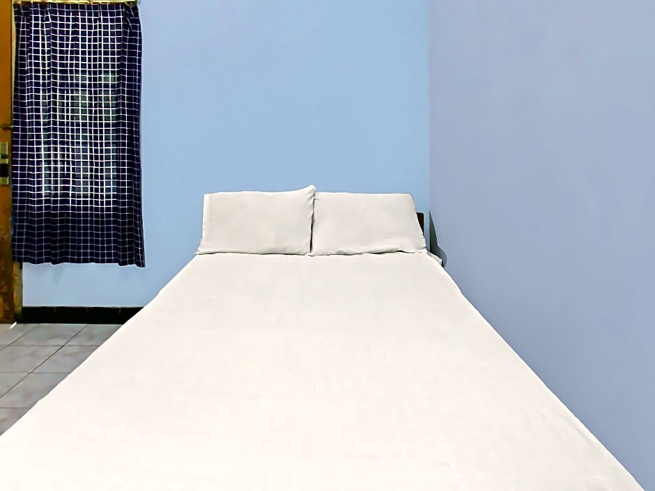 Hotel O Jati Homestay Near Taman Suranadi