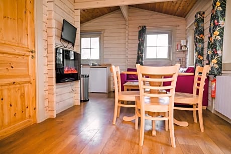 Scandinavian Log Cabin - Premier