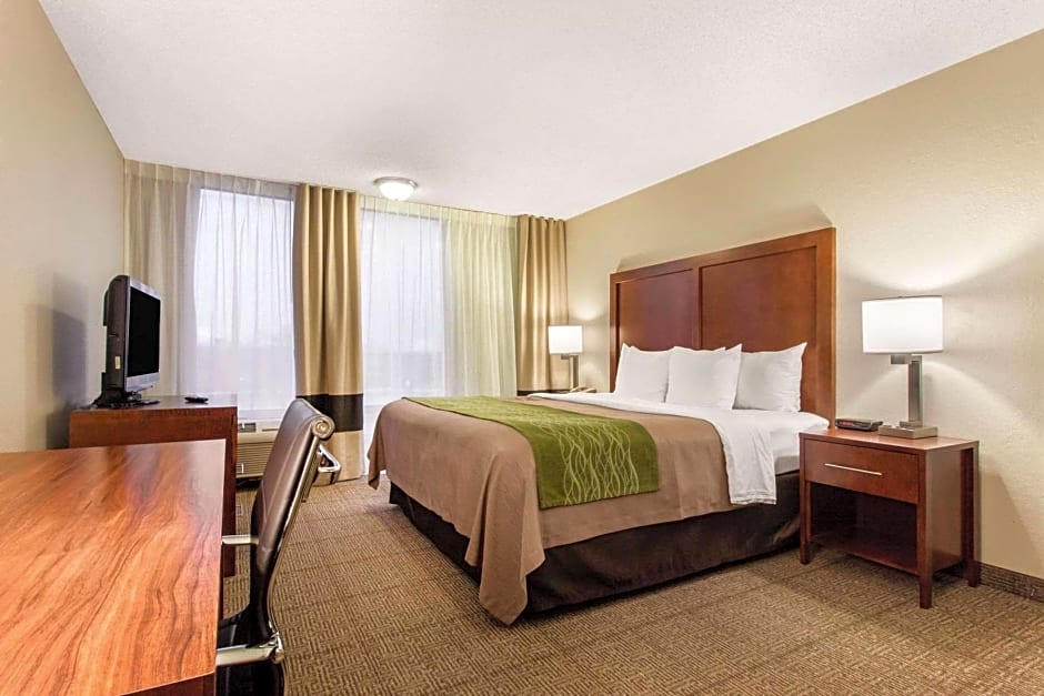 Comfort Inn & Suites Omaha