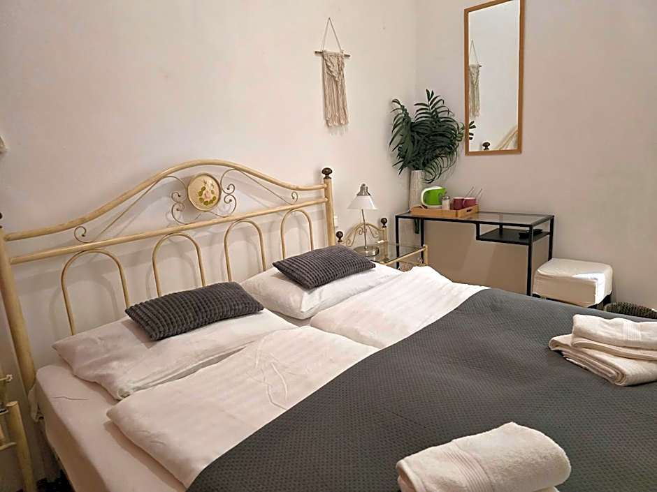 Budapest B&B Bed and Breakfast
