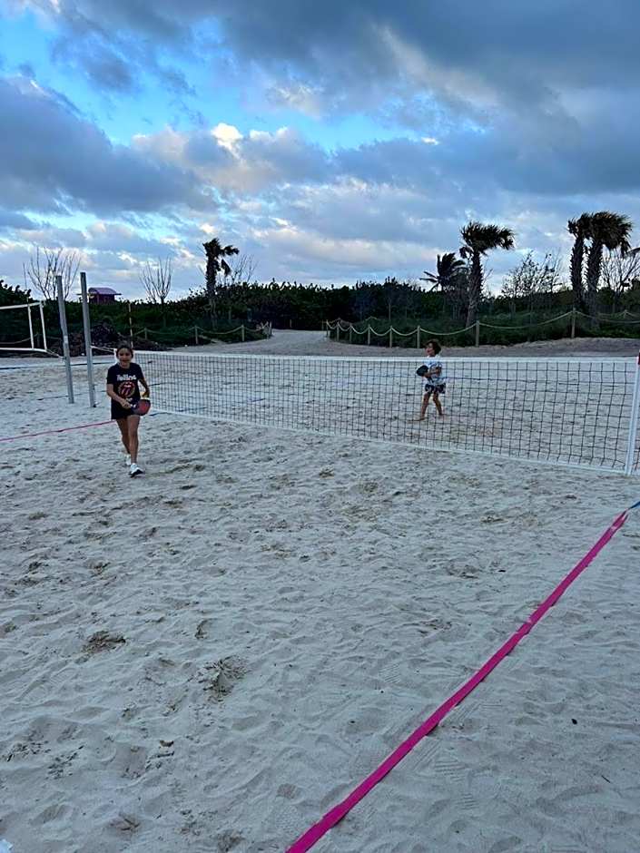 Los Patios Home Suites