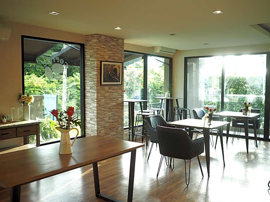 De Amber Bang Sarae by Beach Holiday