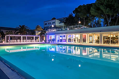 Finis Africae Hotel