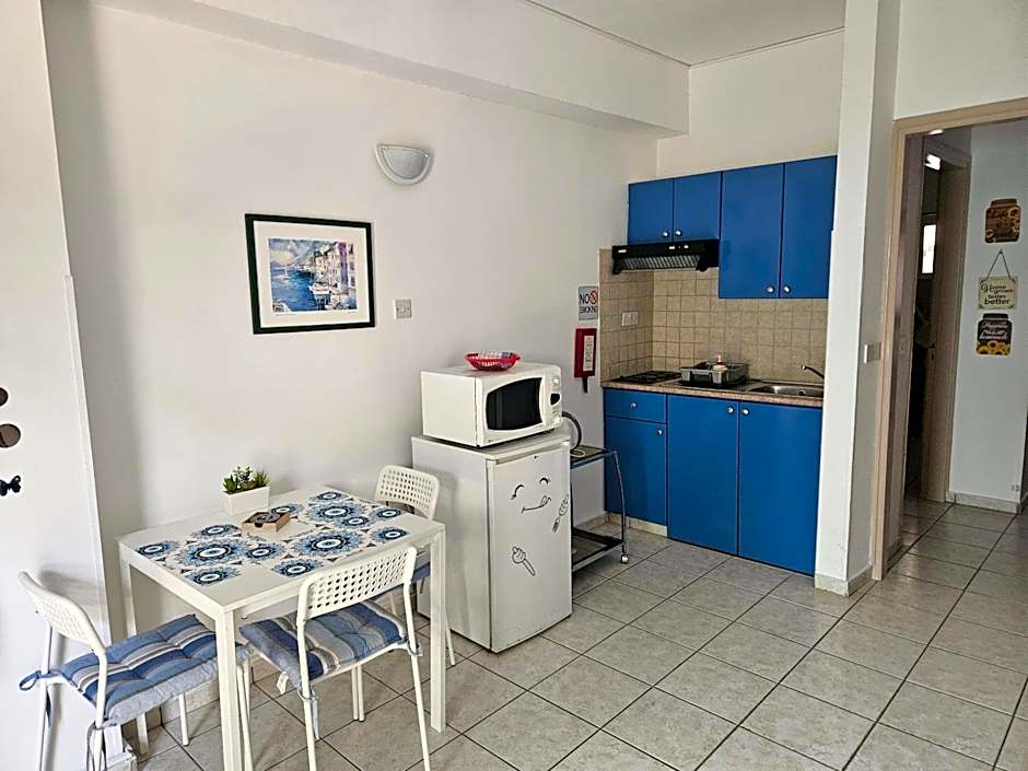 C & A Hotel Apartments