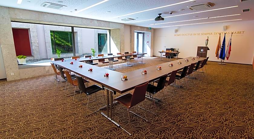 Hotel Rimski Dvor - Rimske Terme