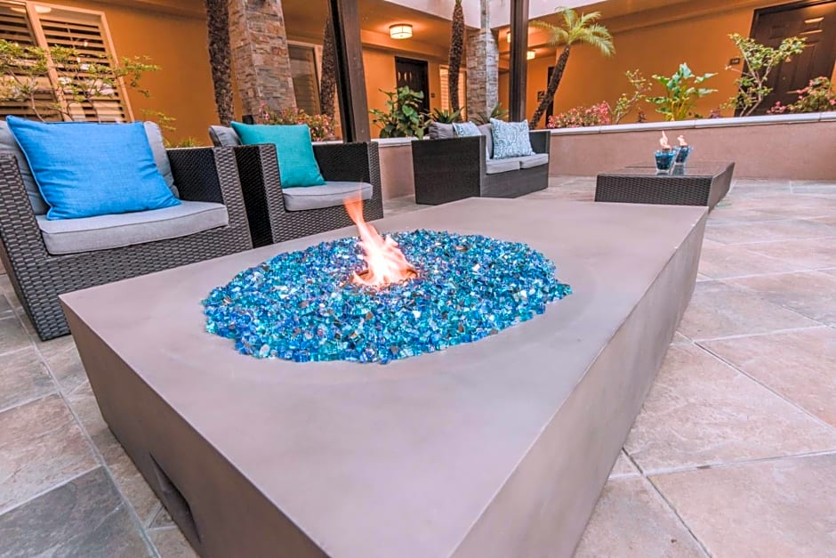 Best Western Plus Manhattan Beach Hotel