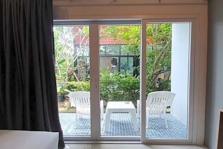 Grand Deluxe Garden View