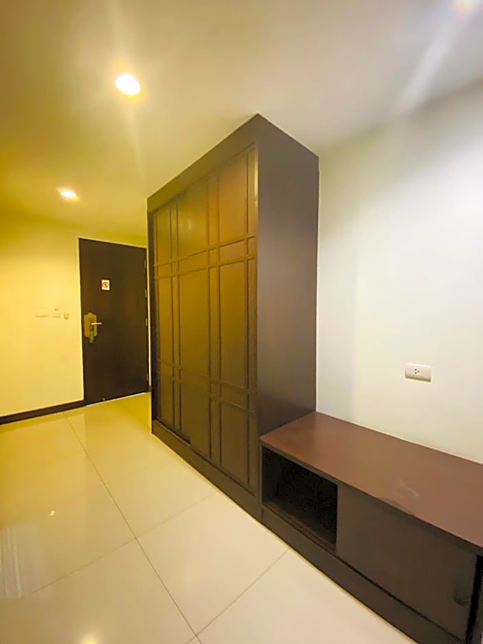Tycoon Suite by Goad Avadhess Hospitality 1km Walking Street Pattaya Beach