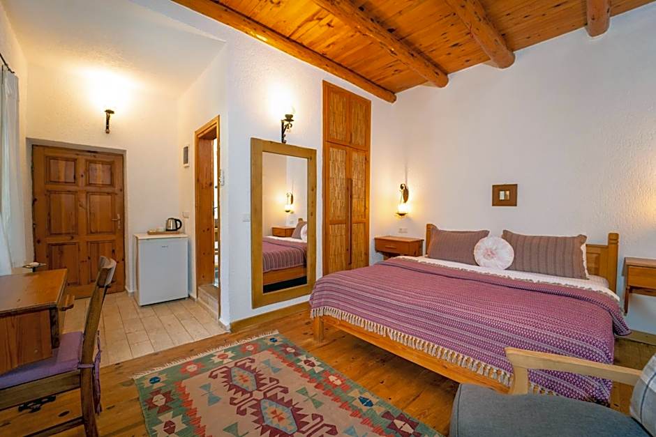 Watermill Hotel
