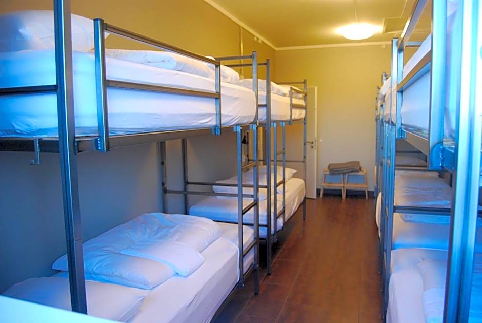 Tehúsið Hostel & Guesthouse