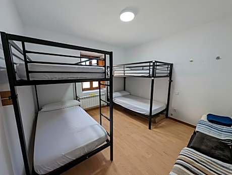 Mixed Dormitory Room