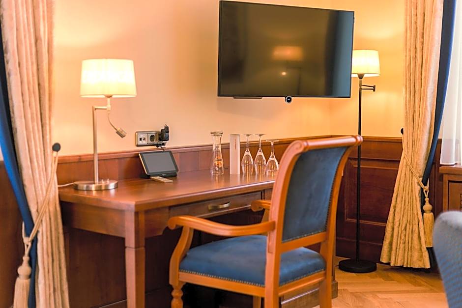 Hotel & Gaststätte zum Erdinger Weißbräu