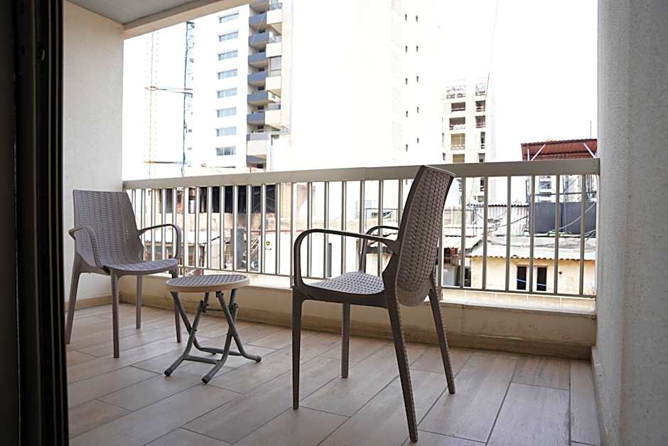 B RESIDENCE