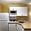Extended Stay America Select Suites - Milwaukee - Waukesha