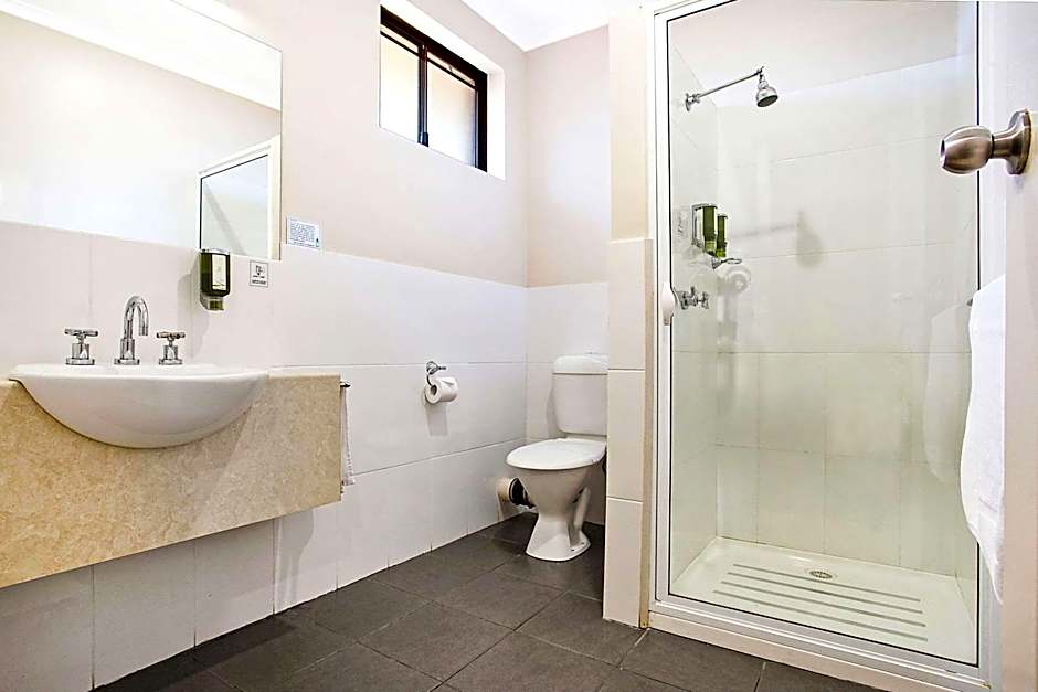 Comfort Inn May Park