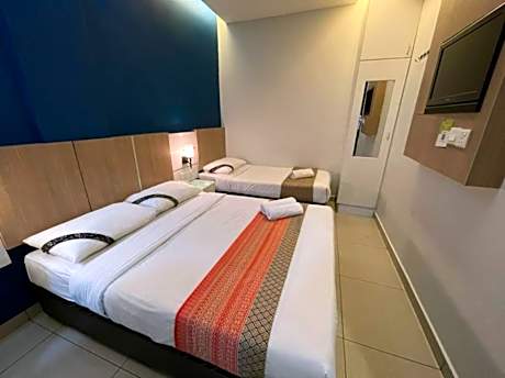 Triple Room No Window