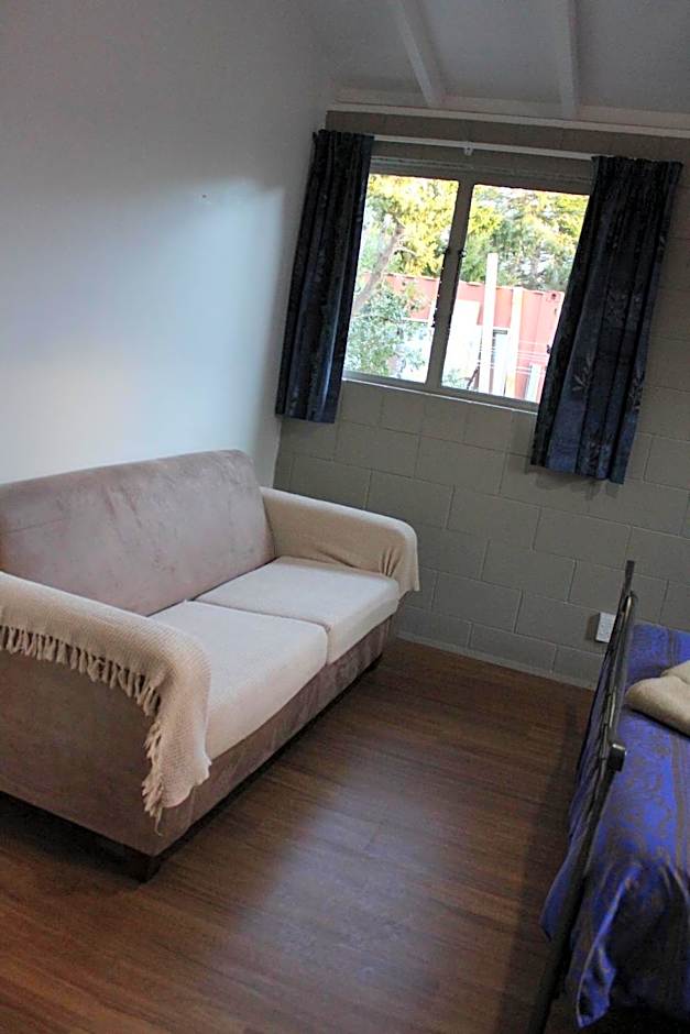 Riverside Haven Lodge & Holiday Park