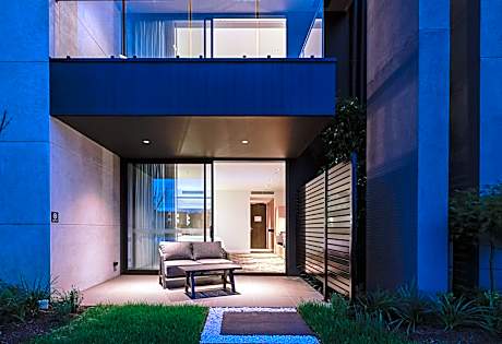 Accessible Deluxe Suite