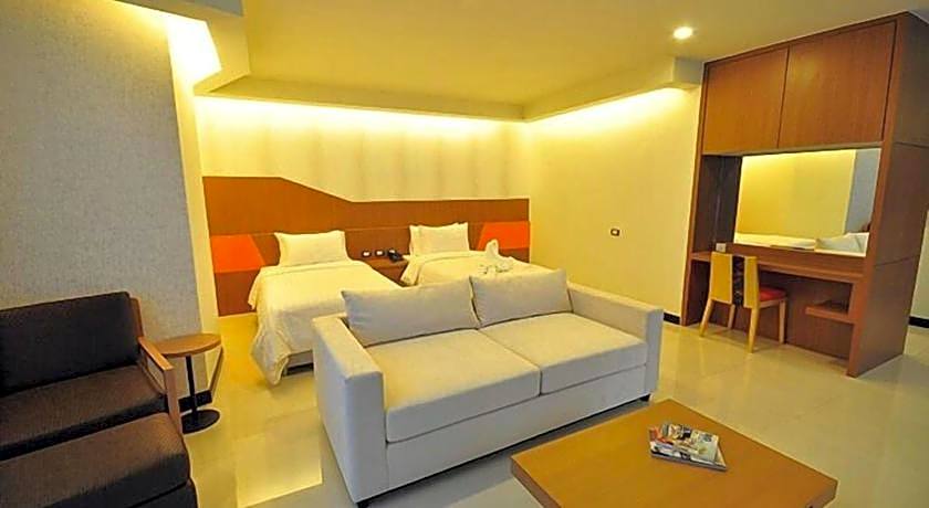42C The Chic Hotel