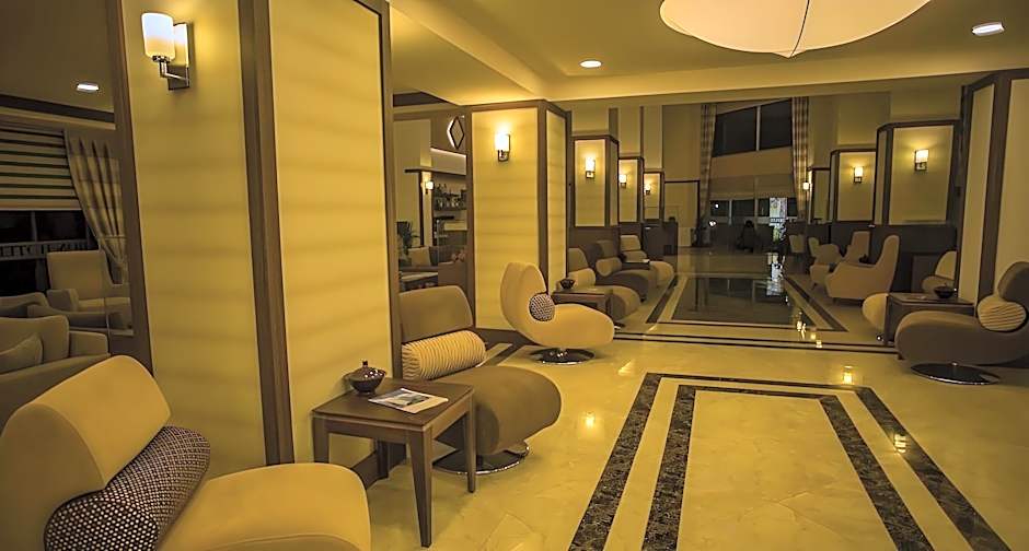 Parion Hotel