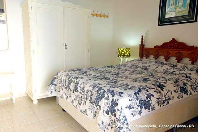 Casa ÍSIS de aluguel por temporada em Capão da Canoa com piscina