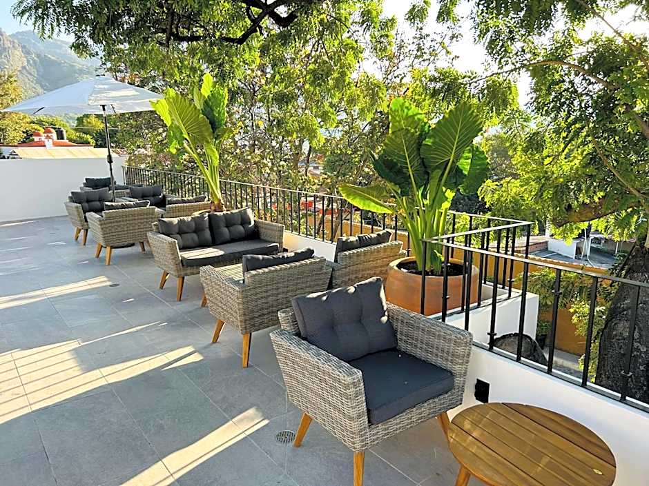 Tatala Hotel & Garden